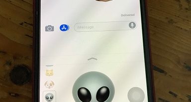 iPhone X jilaxzone.com animoji