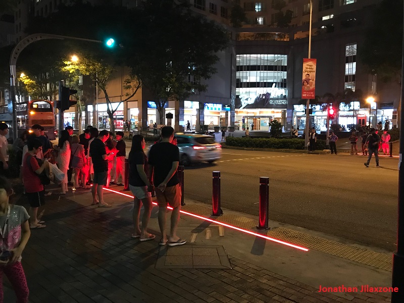 LED Light Strips Crossing at Sim Lim Square jilaxzone.com