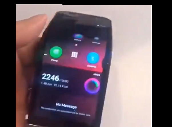 android foldable phone from lenovo jilaxzone.com