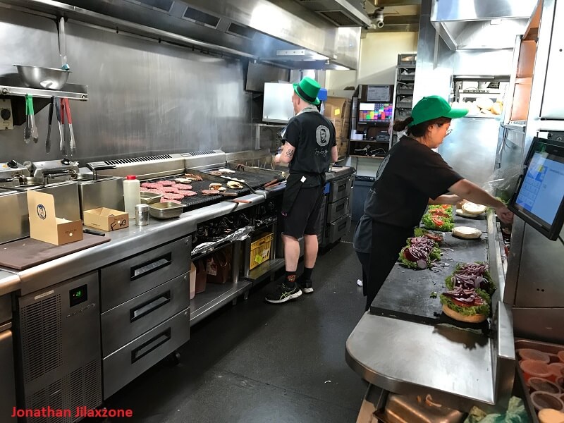 Fergburger prepping the burgers jilaxzone.com